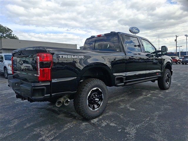 New 2026 Ford F250 Lariat image 4