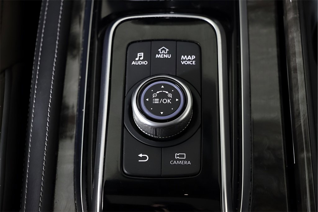 Used 2024 Nissan Armada Platinum w/ Captain's Chairs Package image 37