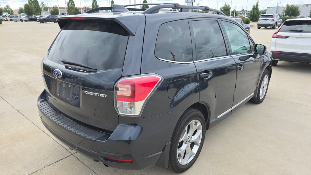 Used 2018 Subaru Forester 2.5i Touring AWD/4WD image 5