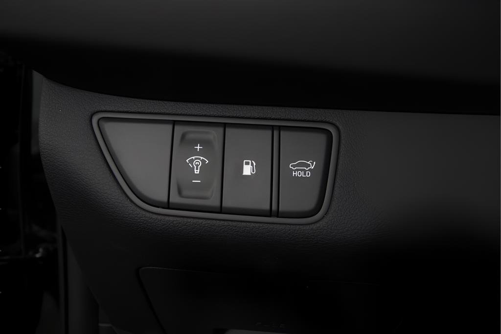 Used 2025 Genesis G70 3.3T Advanced w/ Sport Prestige Package image 47