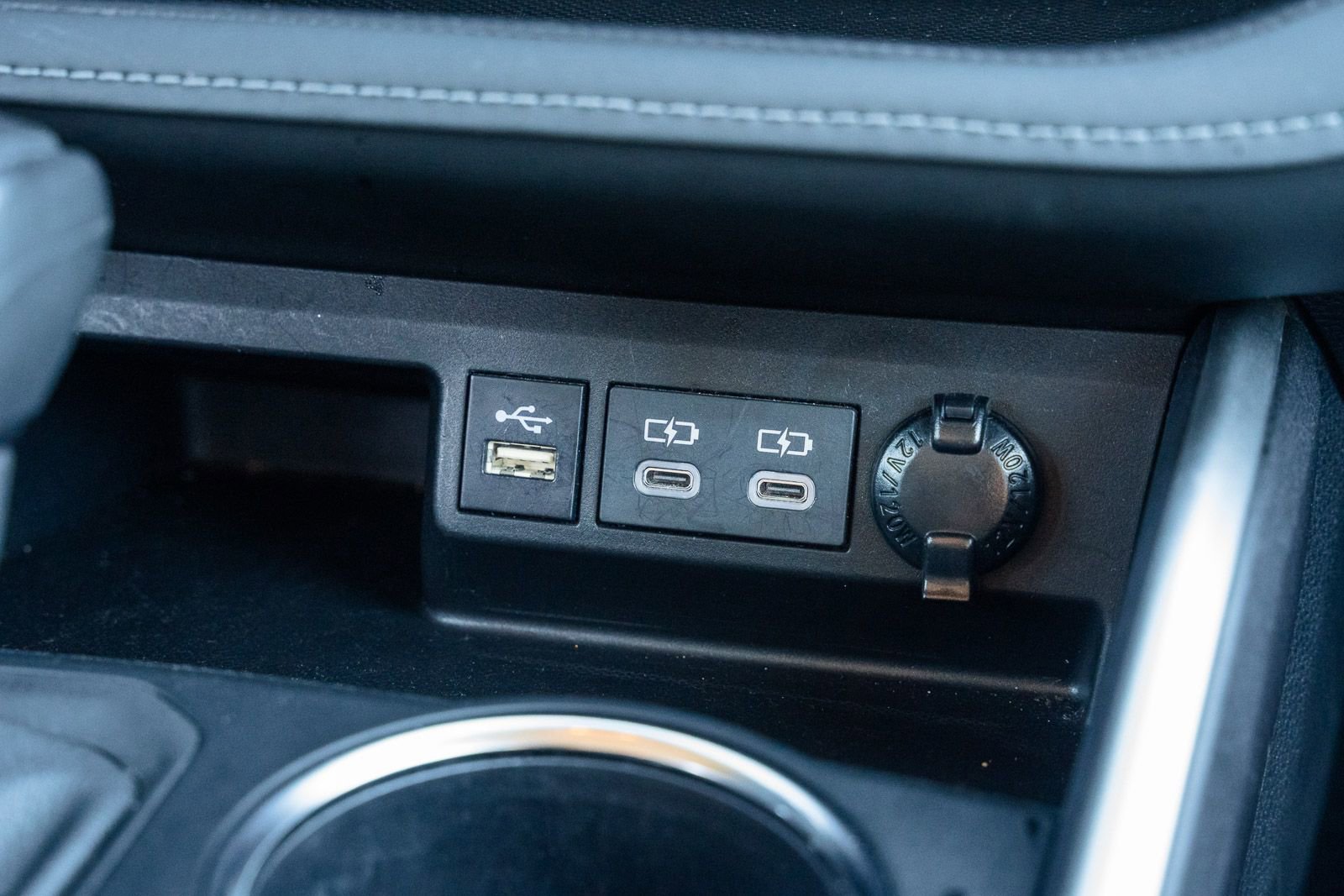 Used 2024 Toyota Highlander LE image 30