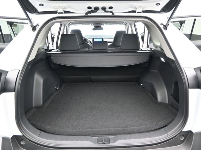 Used 2025 Toyota RAV4 LE image 12