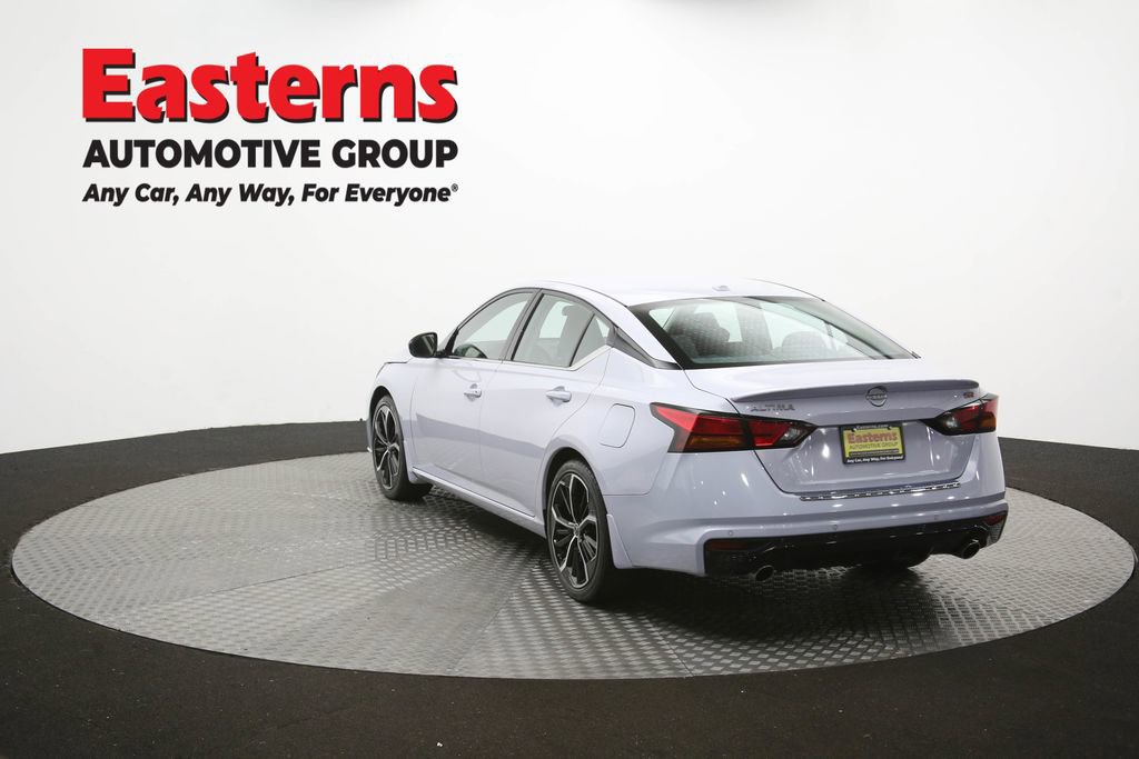 Used 2023 Nissan Altima 2.5 SR FWD image 38