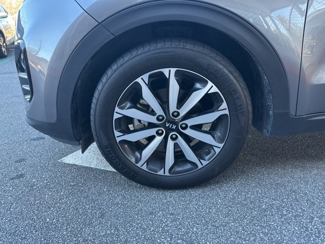 Used 2017 Kia Sportage EX image 4