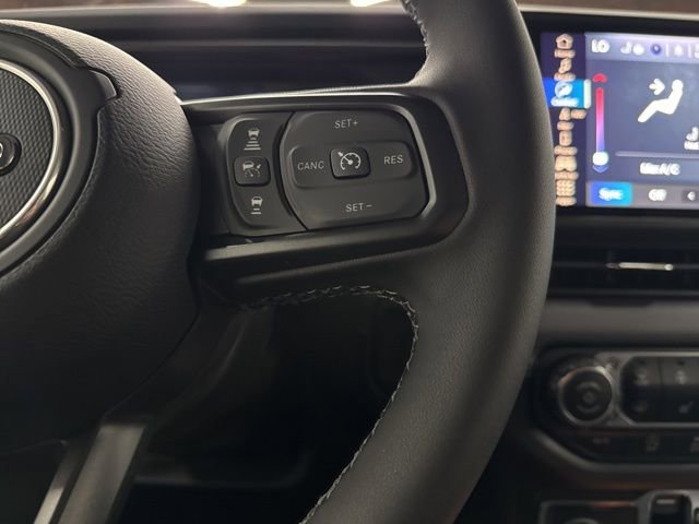 Used 2025 Jeep Wrangler Unlimited Rubicon w/ Convenience Group image 14