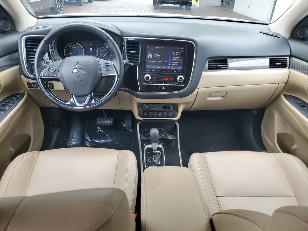 Used 2020 Mitsubishi Outlander SEL FWD image 14