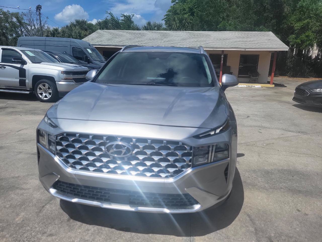 Used 2021 Hyundai Santa Fe SEL FWD image 11