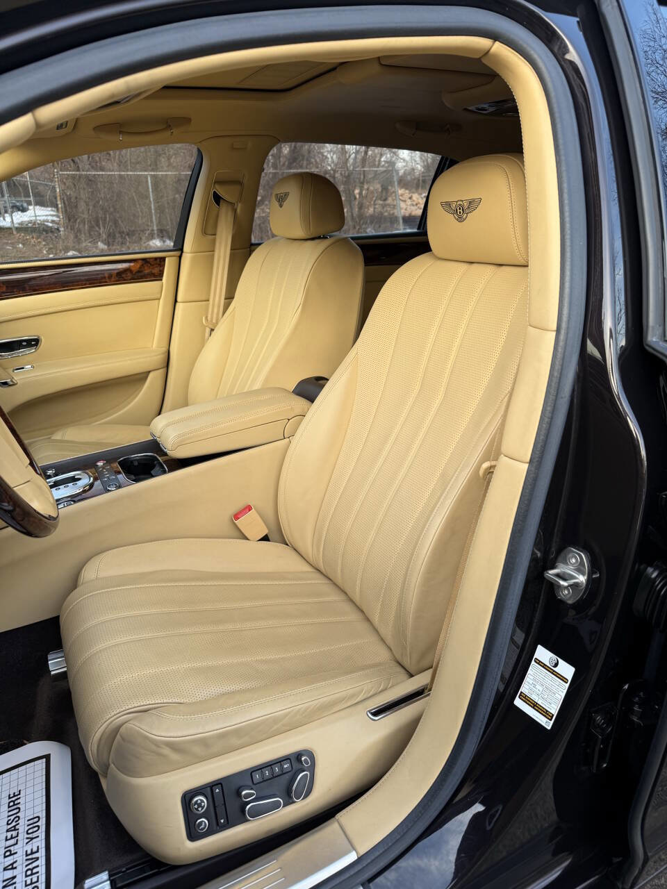 Used 2014 Bentley Flying Spur W12 image 13