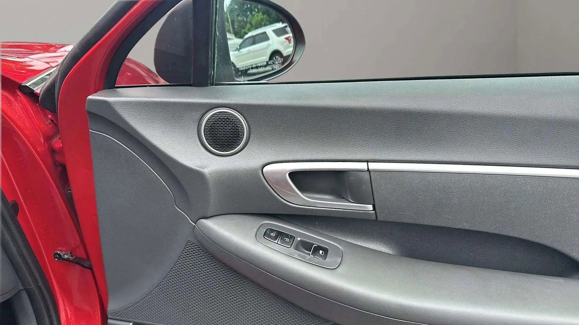 Used 2020 Hyundai Sonata SE w/ Cargo Package image 16