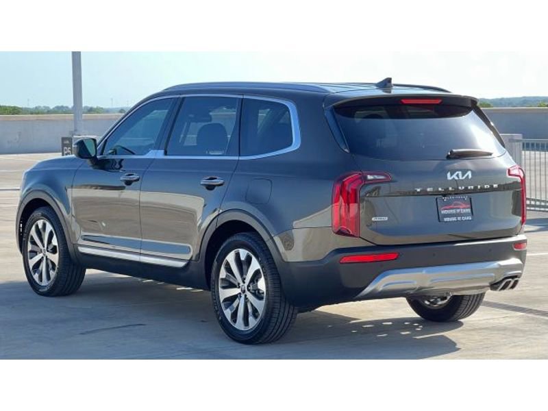 Used 2022 Kia Telluride S image 9