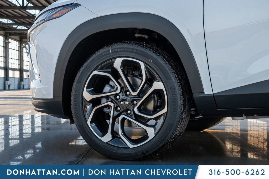 New 2026 Chevrolet Trax RS w/ Driver Confidence Package image 38