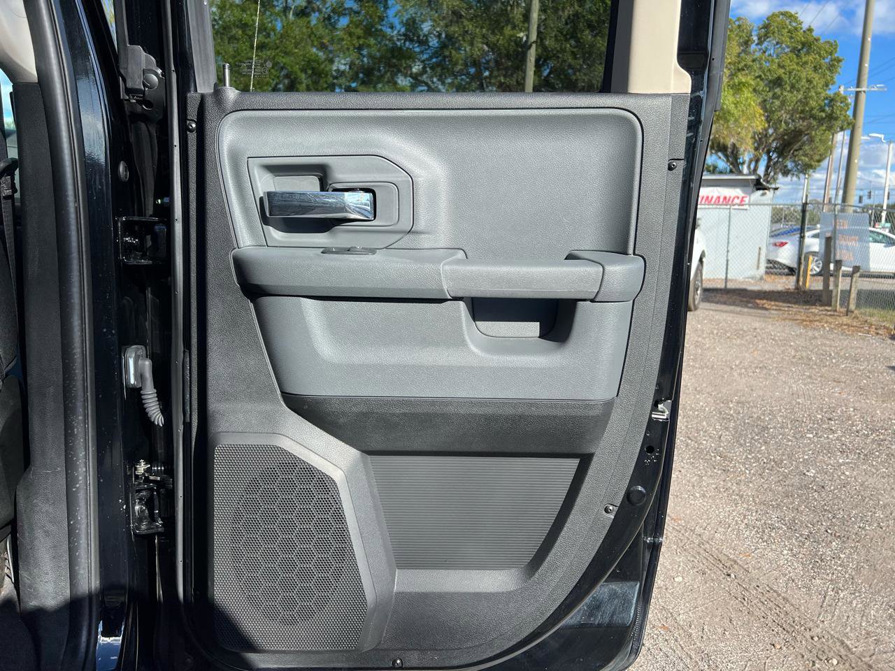 Used 2024 RAM 1500 Classic SLT AWD/4WD image 31