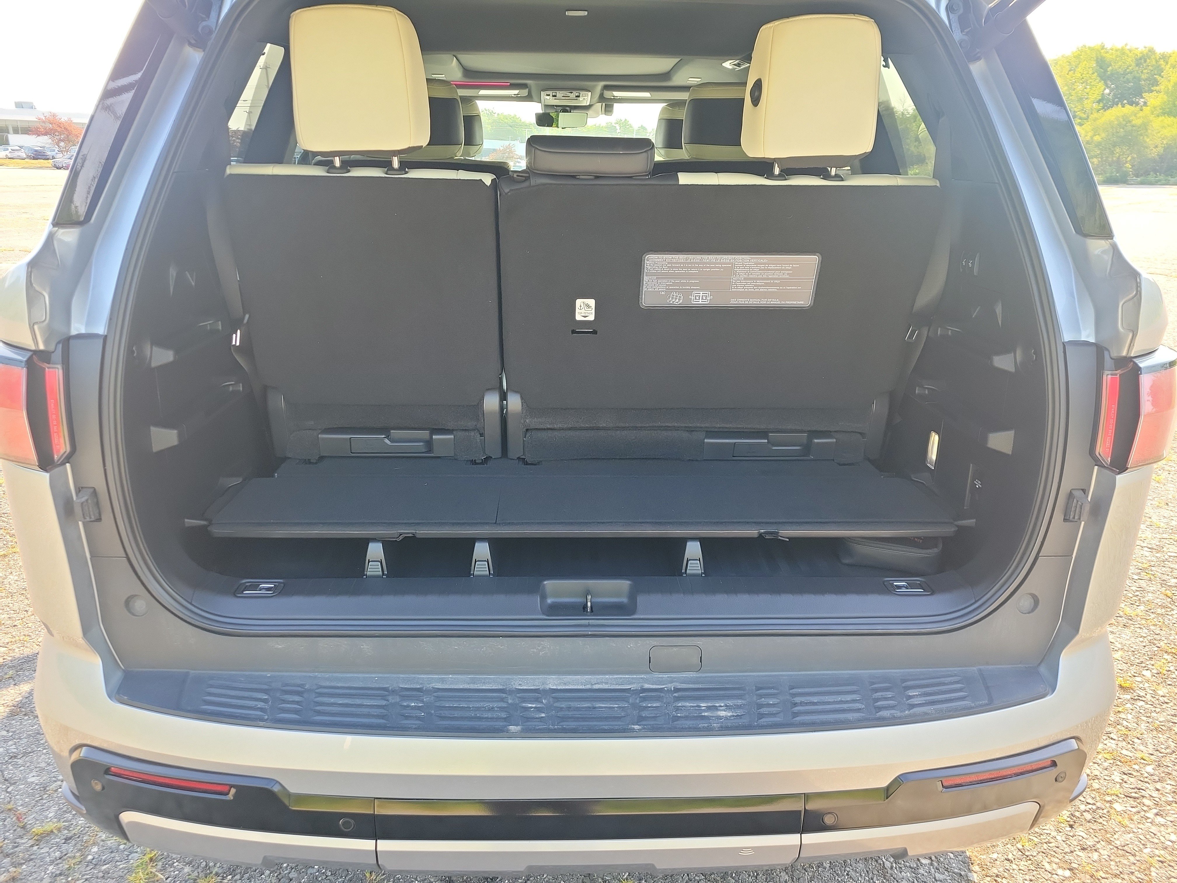 Used 2024 Toyota Sequoia Capstone AWD/4WD image 18