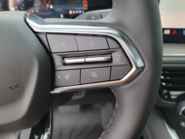 New 2026 Chevrolet Suburban Premier image 25