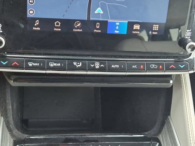 Used 2024 Jeep Wagoneer Series II AWD/4WD image 26