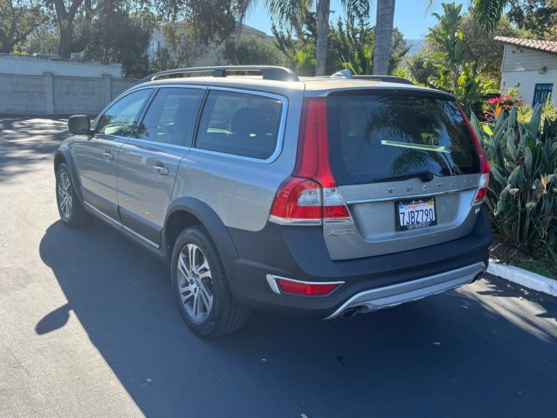 Used 2015 Volvo XC70 T5 Premier w/ Convenience Package image 3