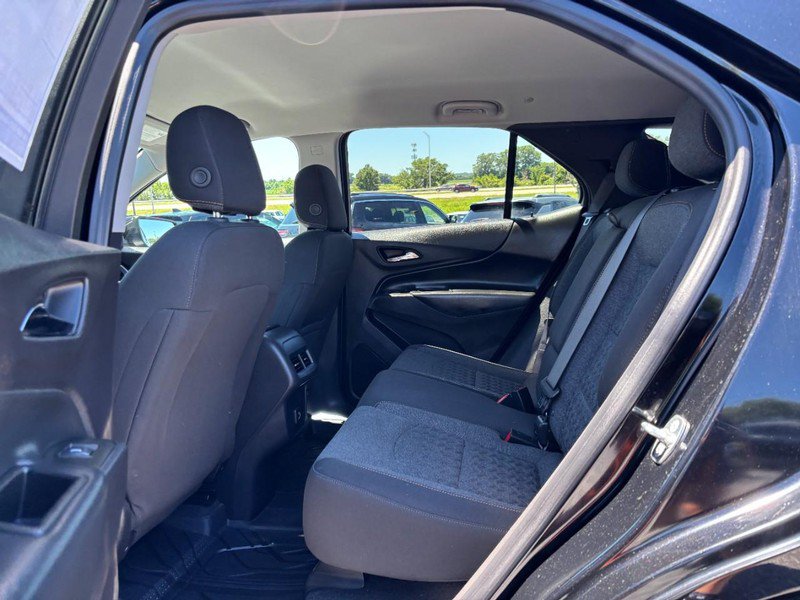 Certified 2024 Chevrolet Equinox LT w/ LPO, Floor Liner Package FWD image 10