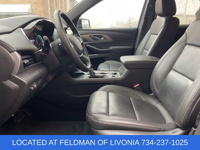 Certified 2023 Chevrolet Traverse LT w/ LPO, Floor Liner Package image 18