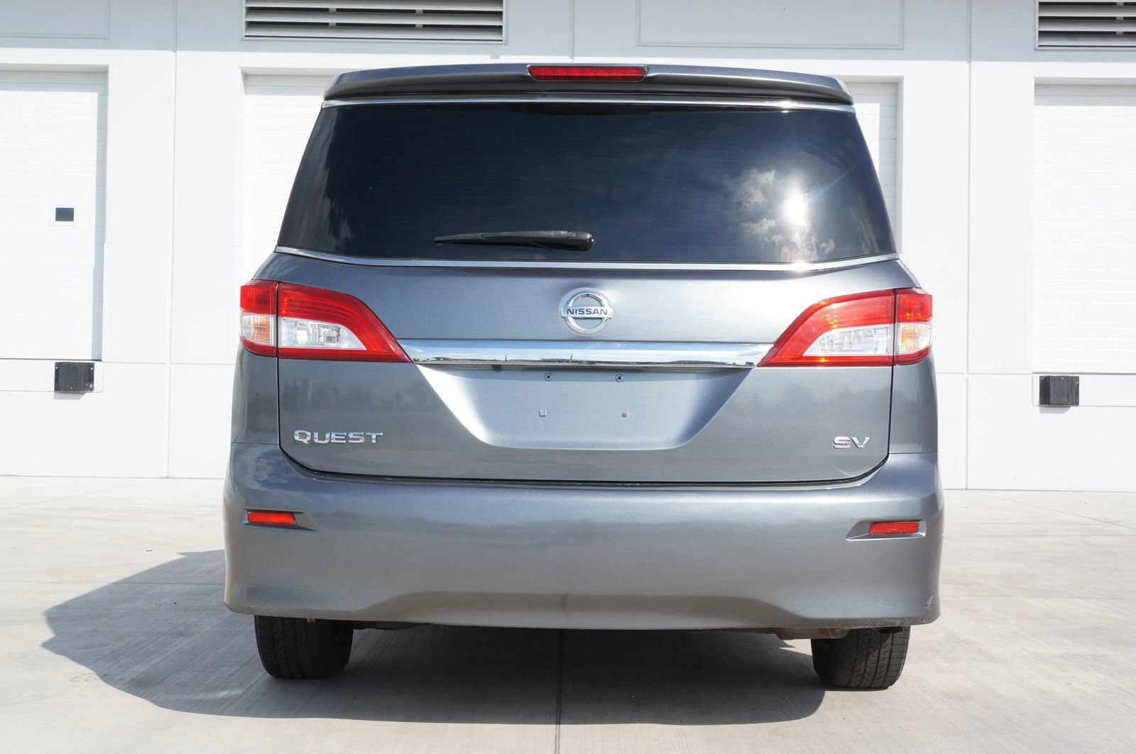 Used 2016 Nissan Quest SV image 11