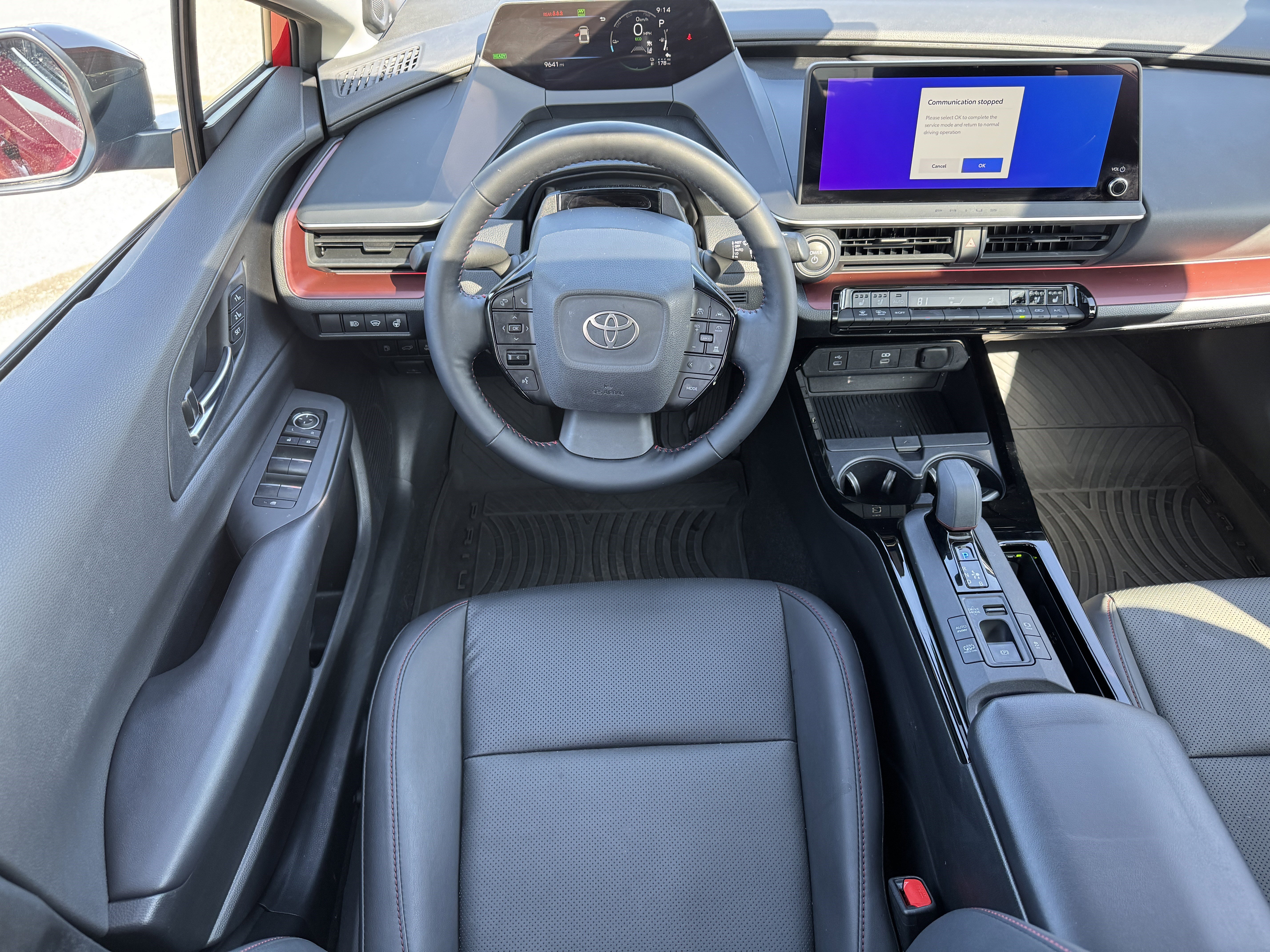 Used 2023 Toyota Prius Prime Premium FWD image 17