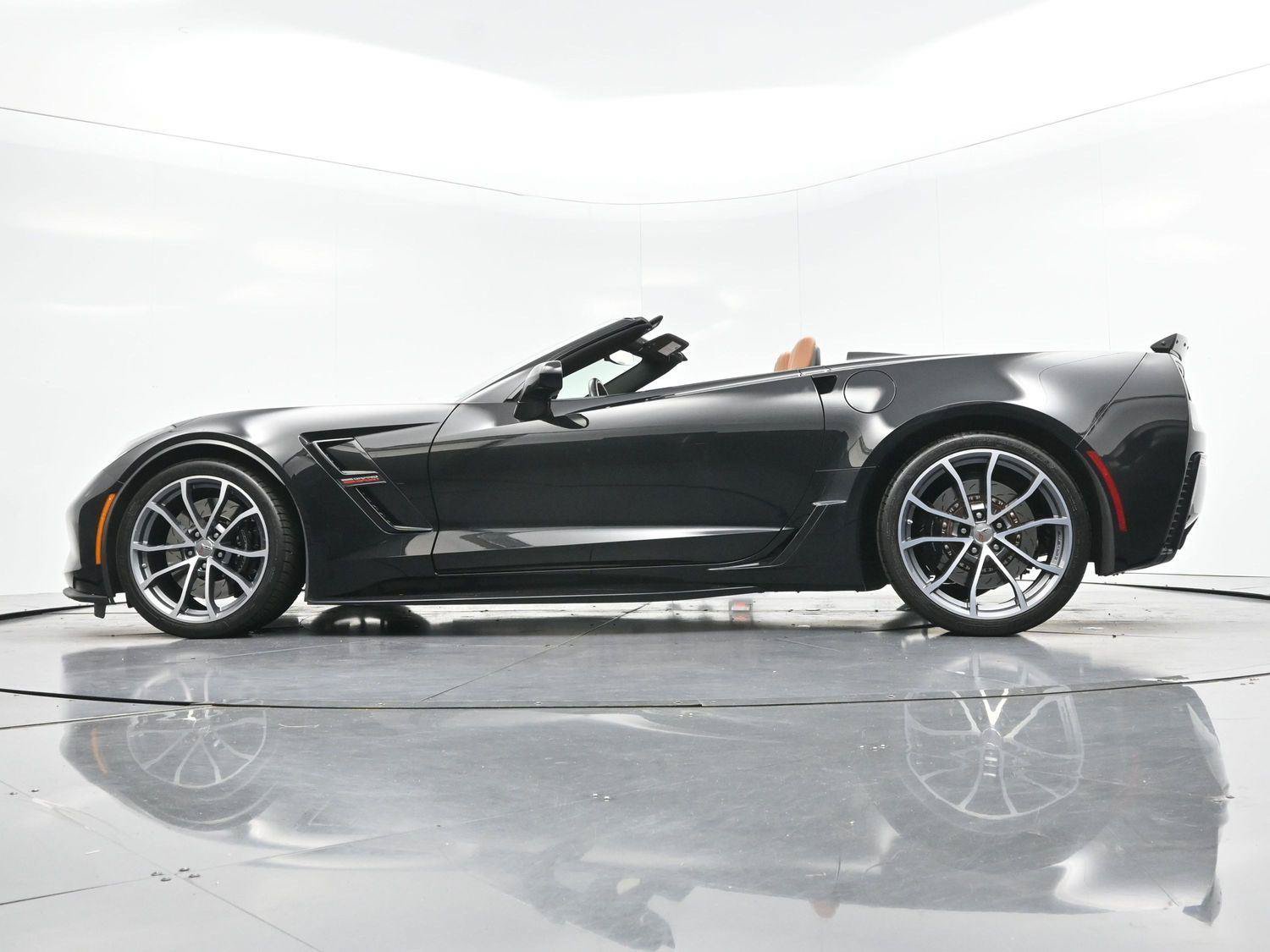 Used 2019 Chevrolet Corvette Grand Sport RWD image 50
