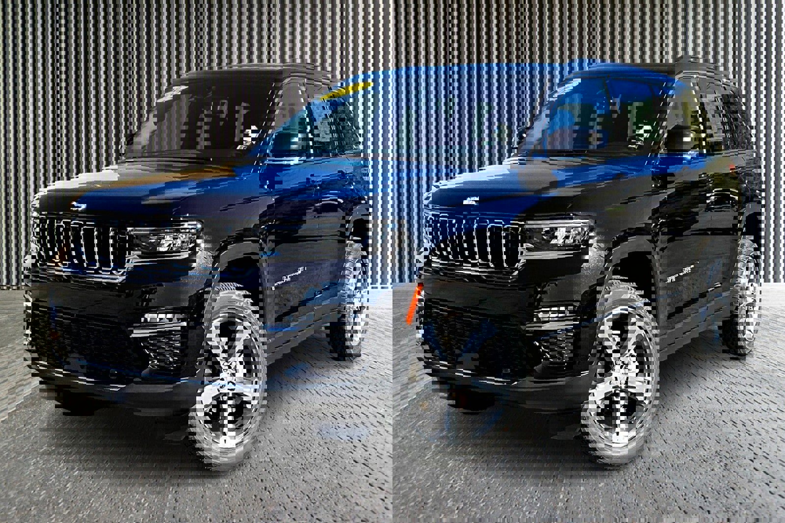 New 2025 Jeep Grand Cherokee Limited image 2