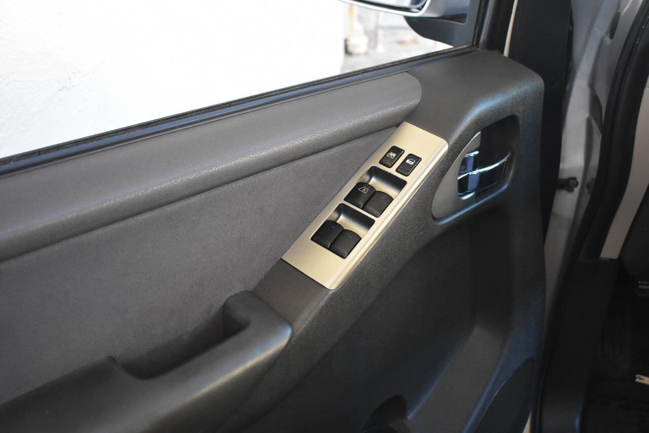 Used 2005 Nissan Pathfinder SE w/ (G01) SE Comfort Pkg image 33