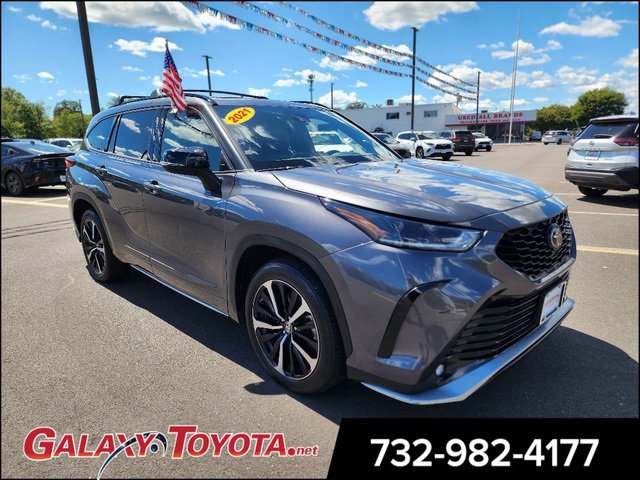 Used 2021 Toyota Highlander XSE