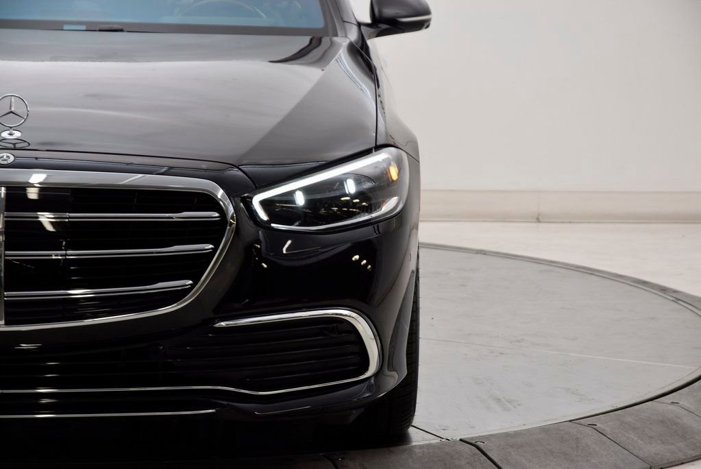 Used 2025 Mercedes-Benz S 580 4MATIC Sedan image 11