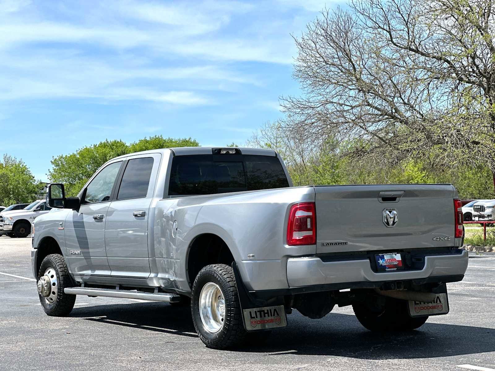 Used 2023 RAM 3500 Laramie image 13