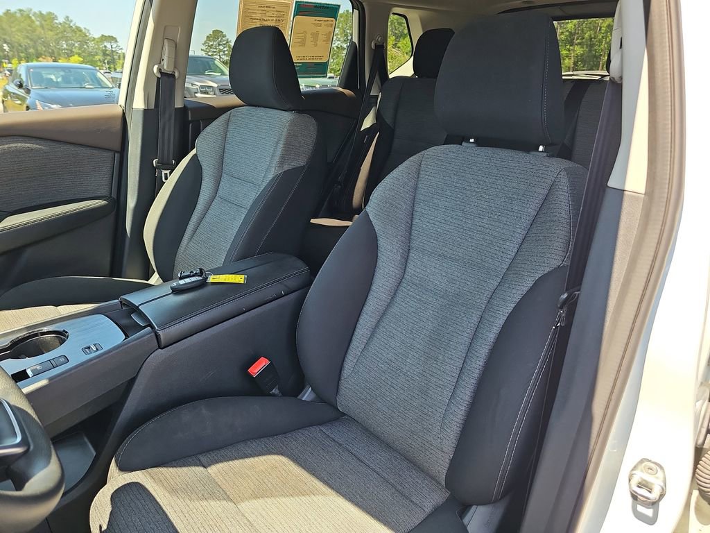 Used 2021 Nissan Rogue SV FWD image 19
