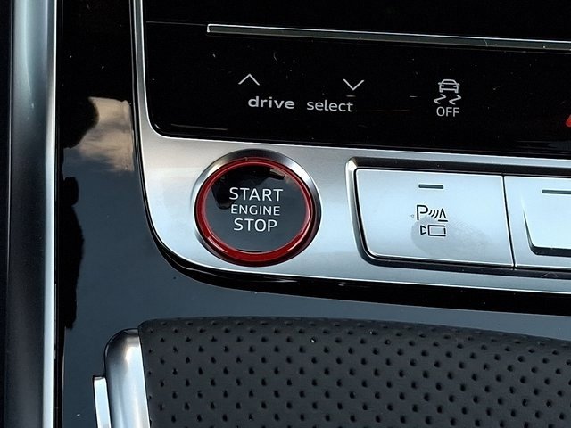 New 2026 Audi RS Q8 performance image 19