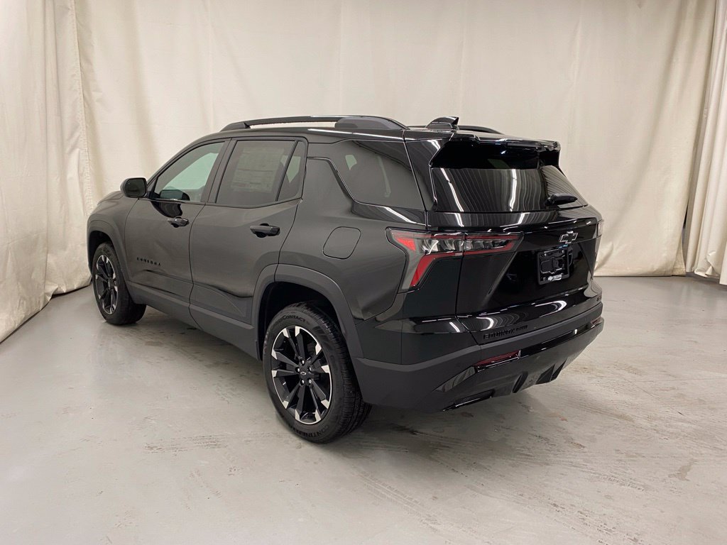 New 2027 Chevrolet Equinox RS w/ LPO, Floor Liner Package AWD/4WD image 5