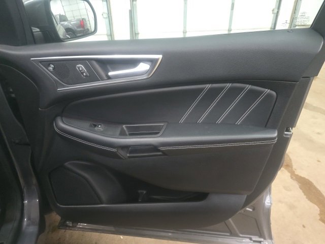 Used 2021 Ford Edge ST w/ Equipment Group 401A image 6