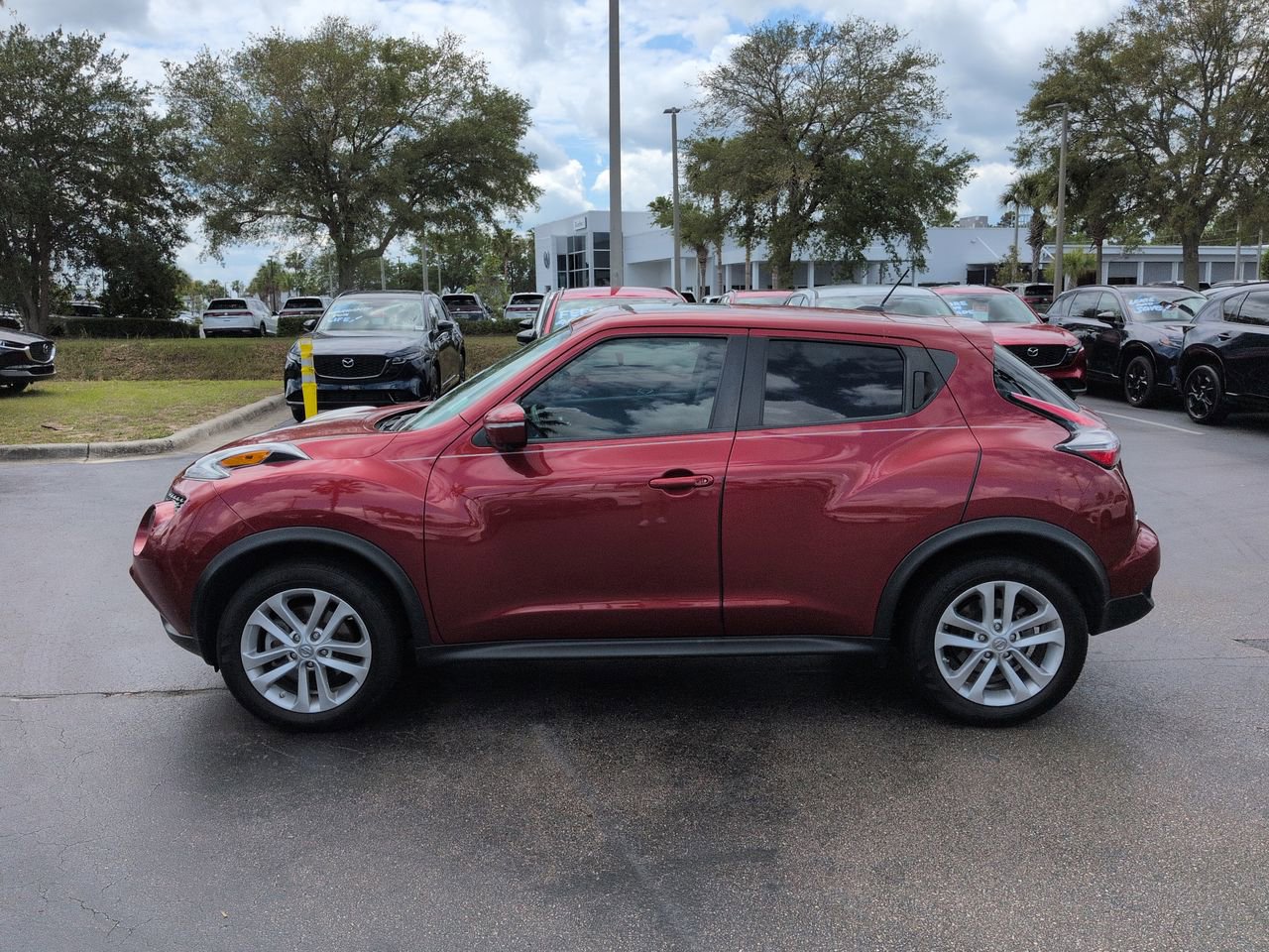 Used 2015 Nissan Juke SL FWD image 7