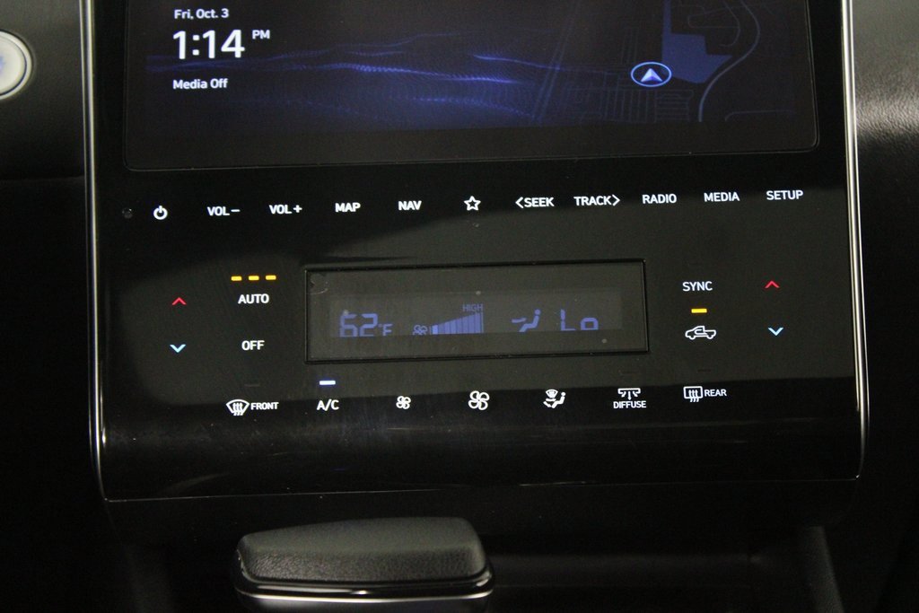 Certified 2024 Hyundai Santa Cruz Night image 17