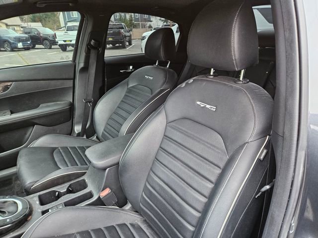 Used 2024 Kia Forte GT-Line w/ GT-Line Premium Package image 6