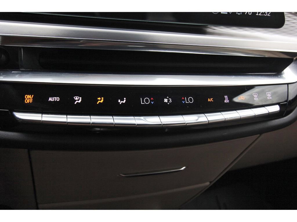 New 2025 Cadillac Lyriq Sport w/ Nappa Leather Package image 19