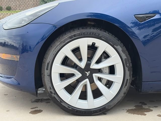 Used 2023 Tesla Model 3 Standard Range RWD image 4
