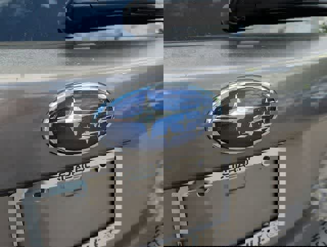 Used 2018 Subaru Forester 2.5i Touring w/ Popular Package #3B image 11