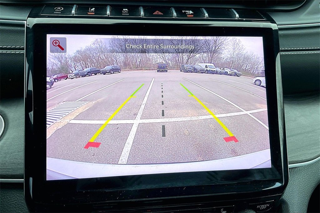 Used 2024 Jeep Grand Cherokee L Limited image 21