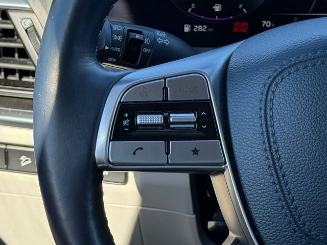 Used 2025 Kia Telluride SX w/ SX Captain's Chair Package AWD/4WD image 19