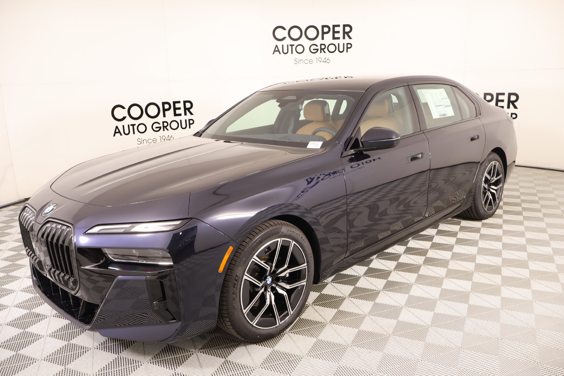 New 2026 BMW 740i xDrive w/ Premium Package AWD/4WD image 10