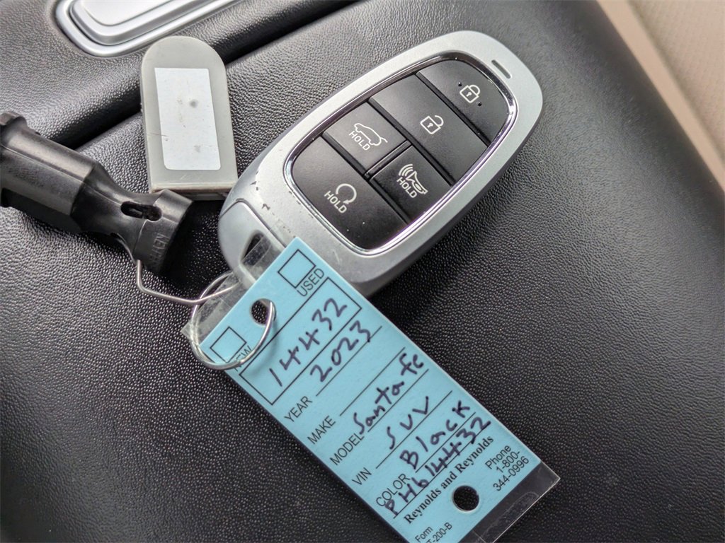Used 2023 Hyundai Santa Fe SEL w/ Premium Package image 36