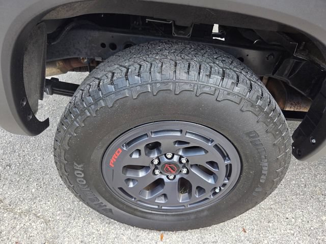 Used 2026 Nissan Frontier PRO-4X AWD/4WD image 18