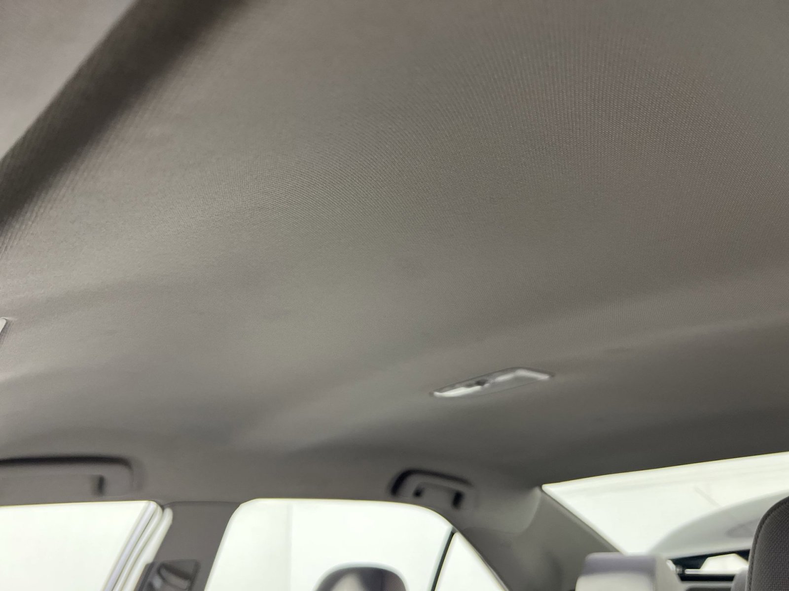 Used 2016 Toyota Camry LE image 22