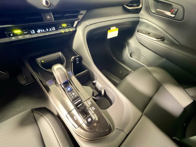 New 2026 Toyota Crown Signia AWD/4WD image 22
