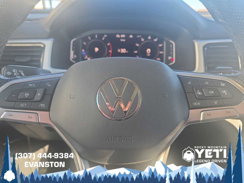 Used 2022 Volkswagen Atlas SEL Premium image 22