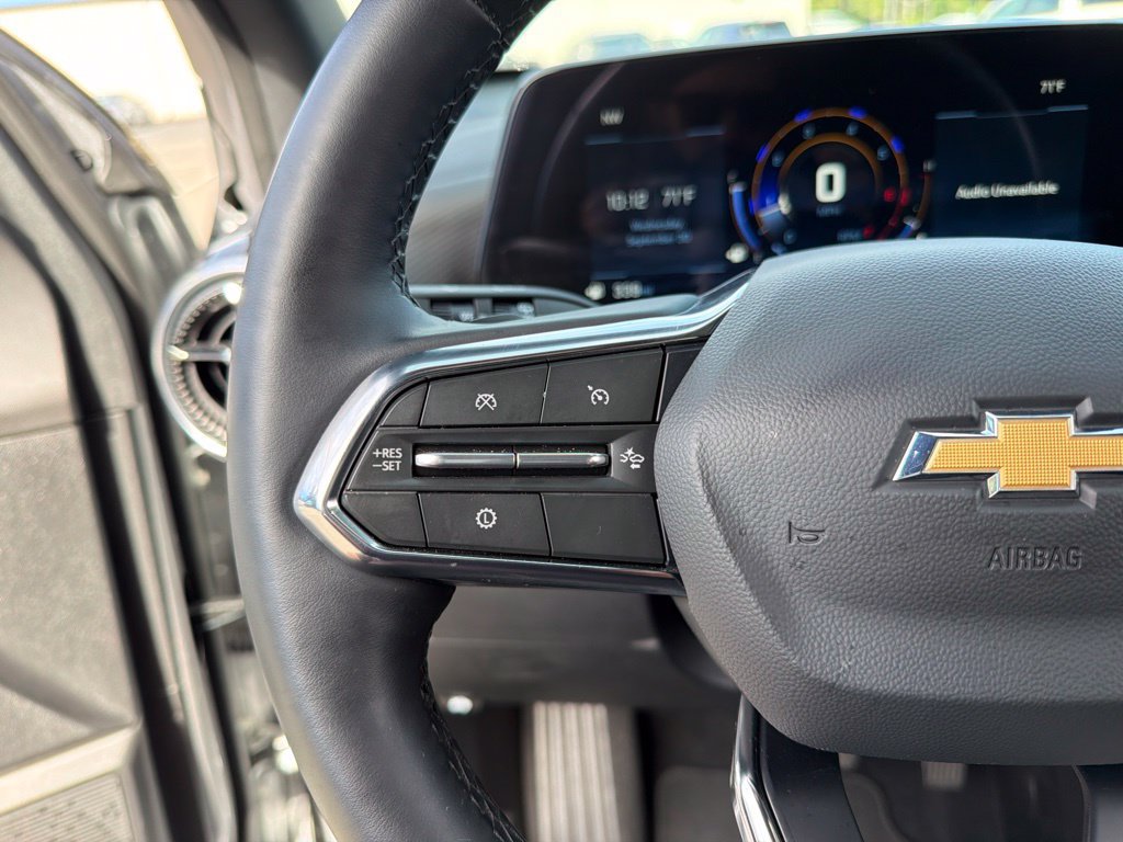 Used 2026 Chevrolet Equinox LT FWD image 15
