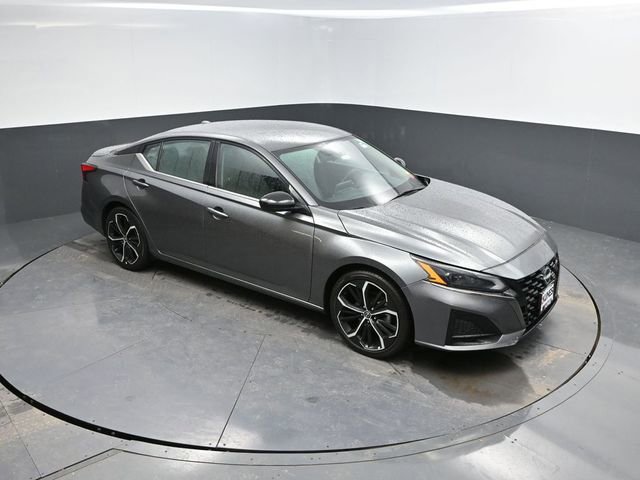 Used 2023 Nissan Altima 2.5 SR image 27